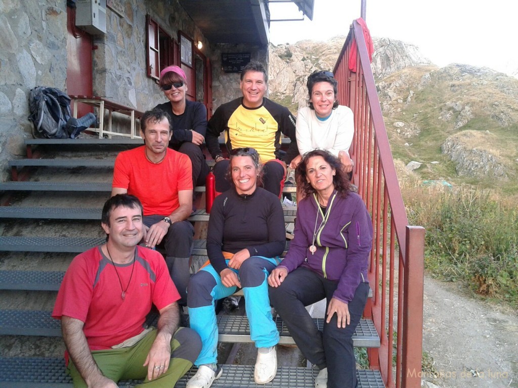 De arriba a abajo y de izquierda a derecha: Olga, Francesc, Txell, Antoni, Rosa, Juany y Joaquín